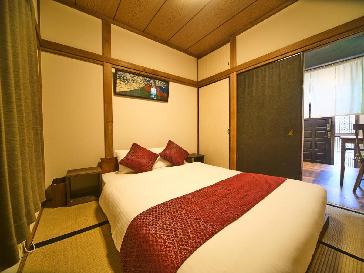 Kagurazaka Retro Bar & Hotel Tokyo Bagian luar foto